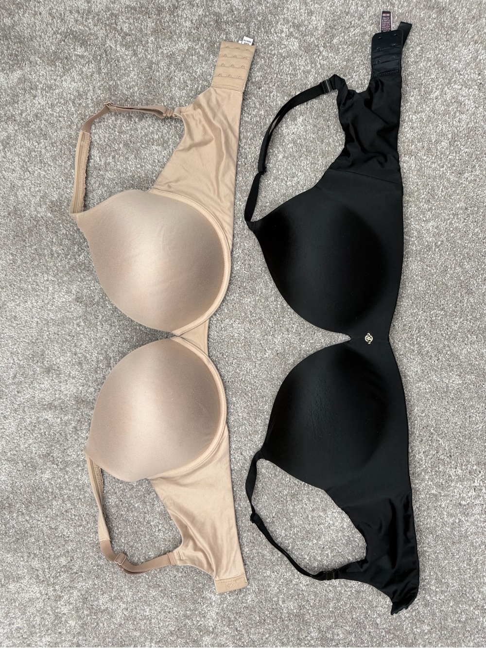 Victoria's Secret Nude and Black Molded T-Shirt Bras - 2-Pack